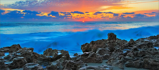 Approaching Wave print