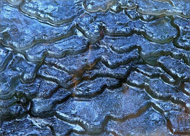 Frozen Drip print