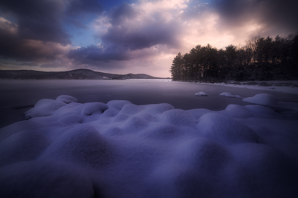 I went out to scout some shoreline along the Quabbin a few days ago to find that it's almost completely ice covered. This southern...