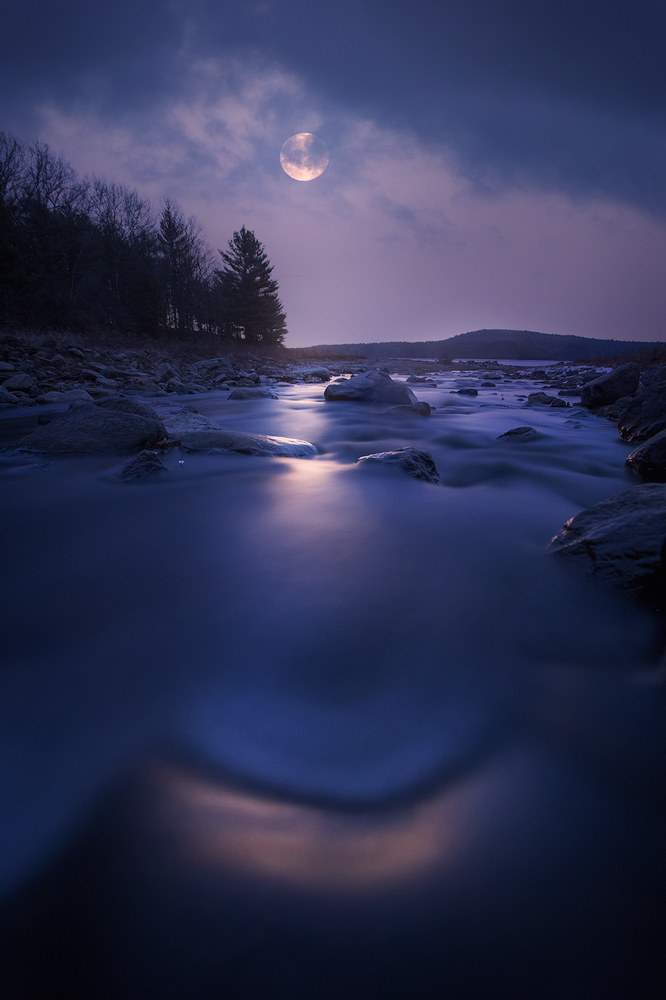 moonrise, Quabbin Reservoir, Massachusetts, water, Massachusetts, violet, nature photography, Patrick Zephyr