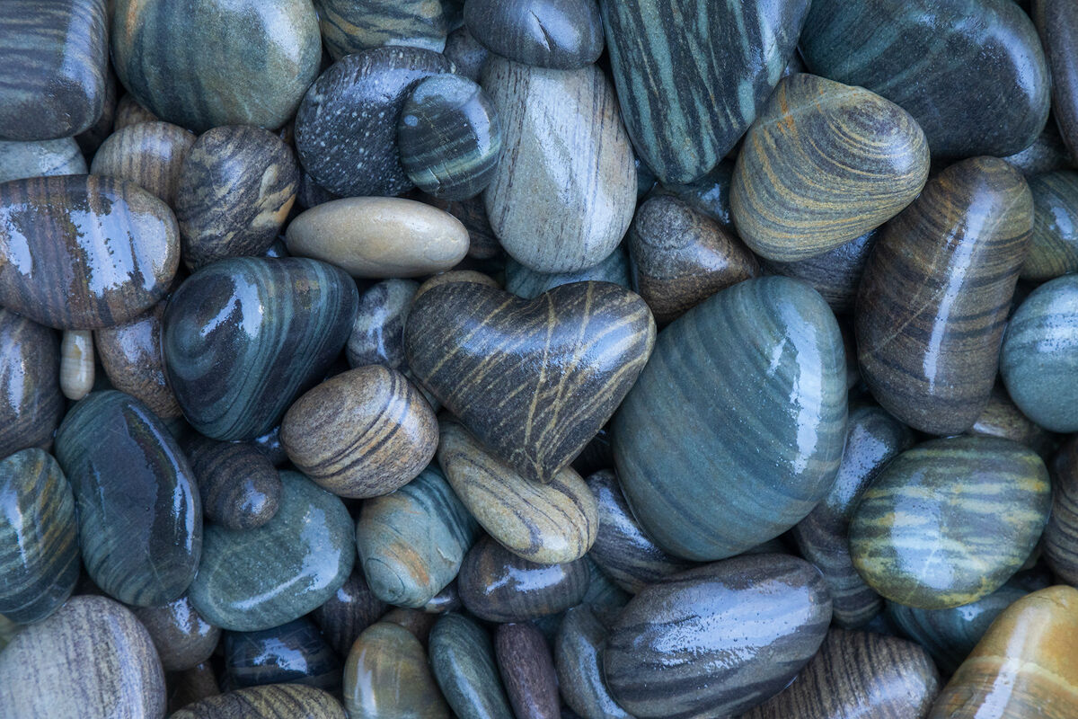 heart rocks, stones, maine