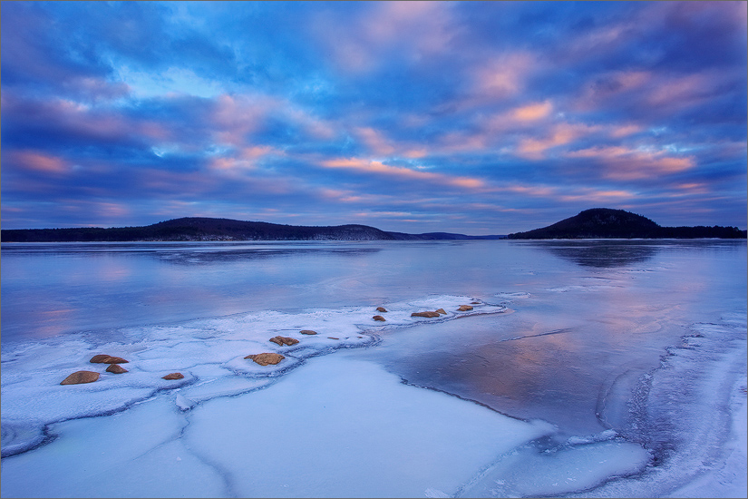 quabbin reservoir, massachusetts, sunrise,ice, winter, snow